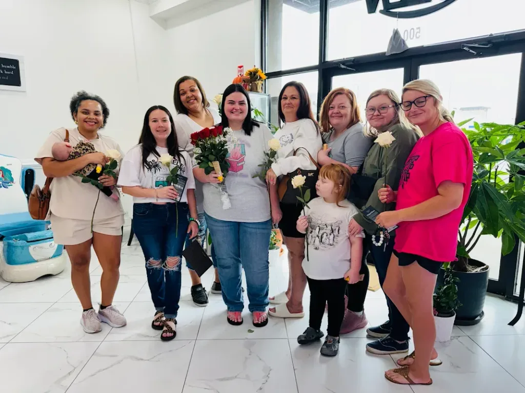 Dalux Nail Salon Pooler GA Luxury High-End — Nail salon in Pooler